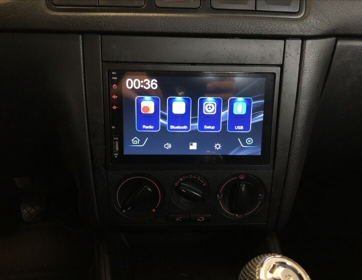 Volkswagen Golf 23