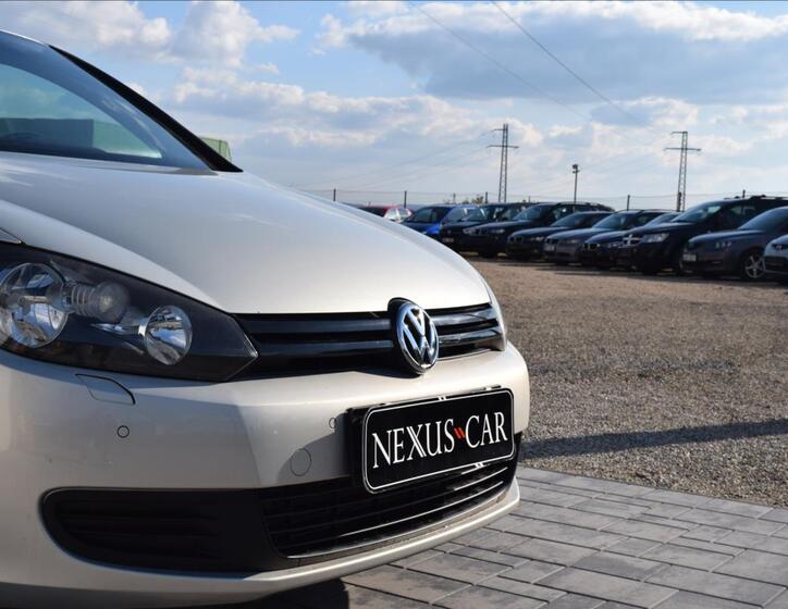 Volkswagen Golf 13
