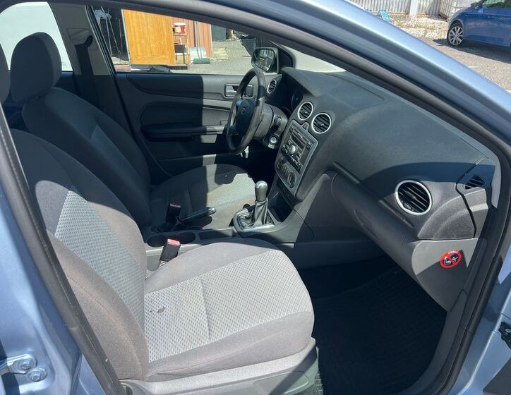 Ford Focus 7