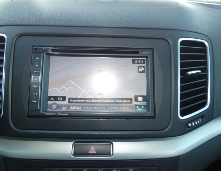 Seat Alhambra 8
