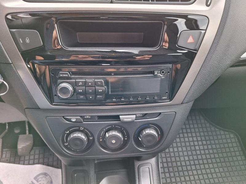 Peugeot 301