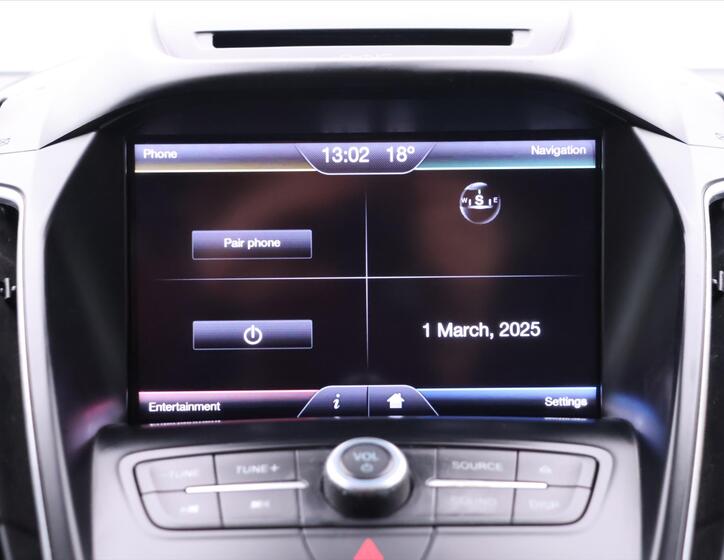 Ford Grand C-MAX 26