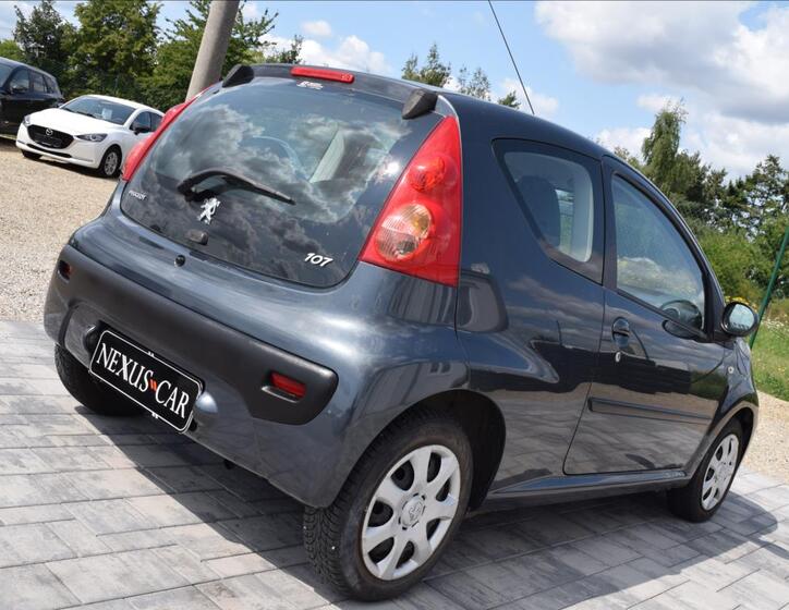 Peugeot 107 5