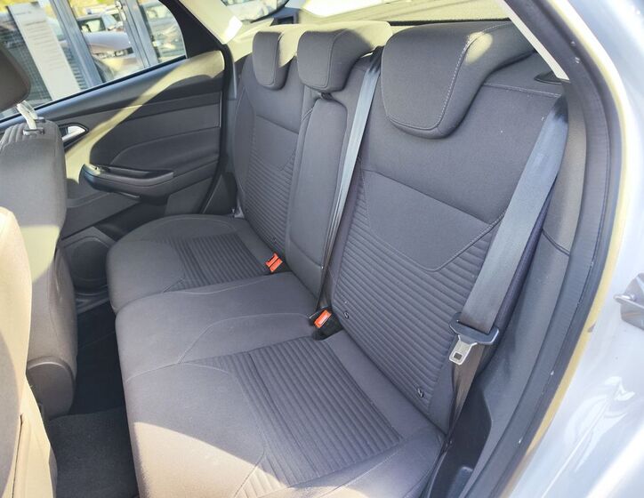 Ford Focus 11
