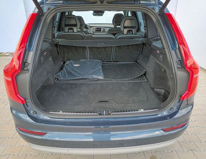Volvo XC90 23