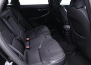 Volvo V40 14