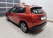 Peugeot 2008 6