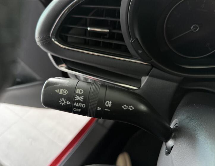 Mazda 3 10