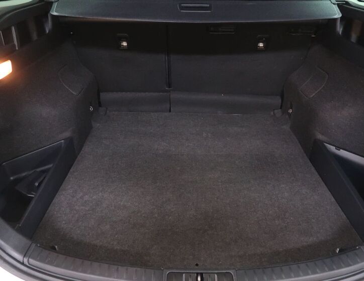 Toyota Auris 11