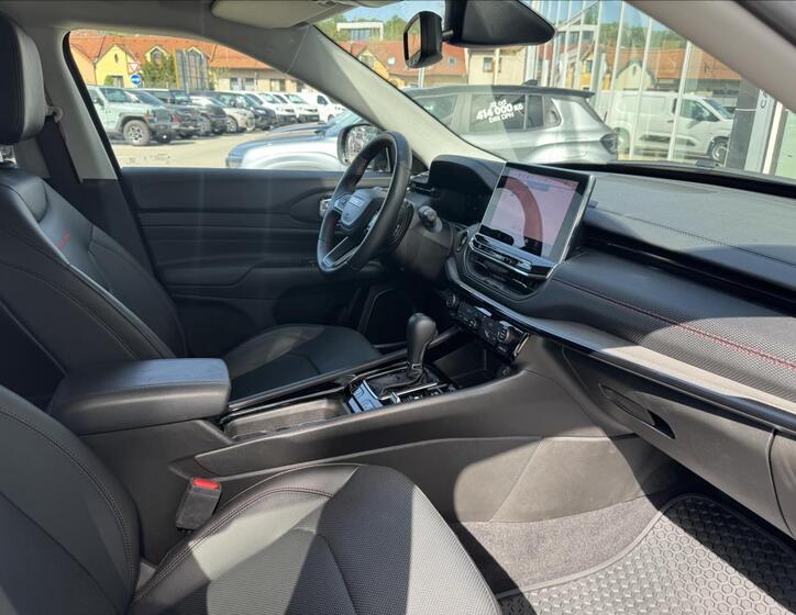 Jeep Compass 9