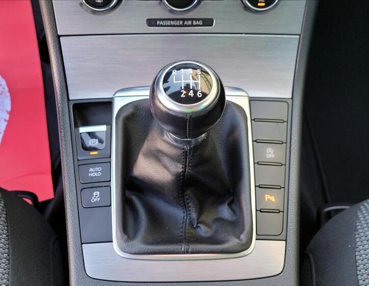 Volkswagen Passat 40