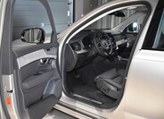 Volvo XC90 11