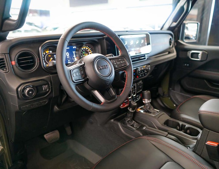 Jeep Wrangler 13