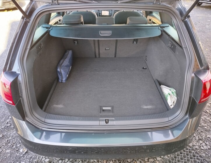 Volkswagen Golf 40