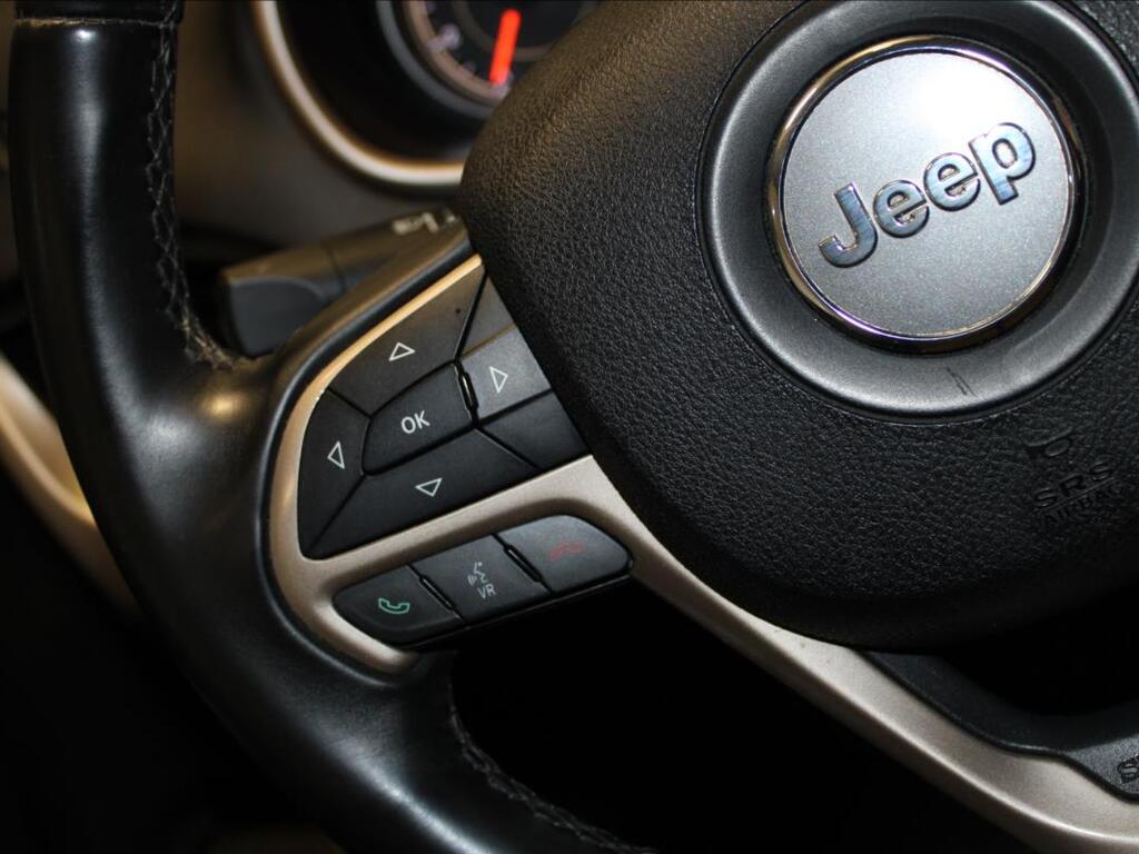 Jeep Cherokee 31
