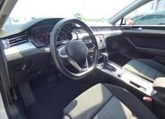 Volkswagen Passat 10