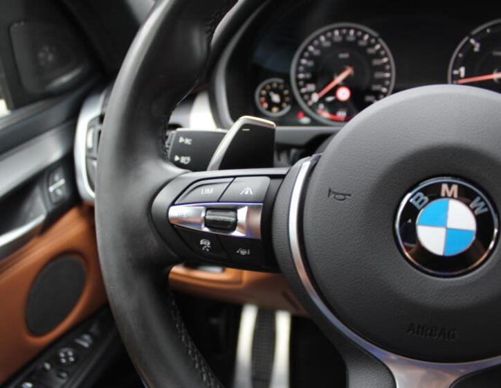 BMW X6 13