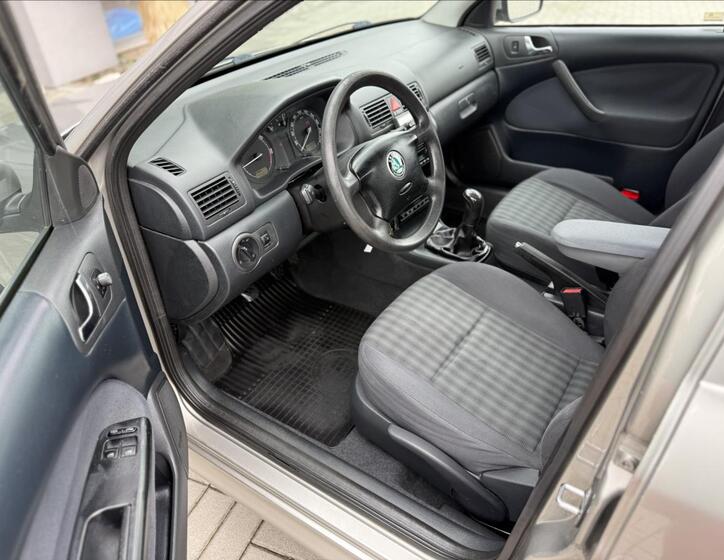Škoda Octavia 9