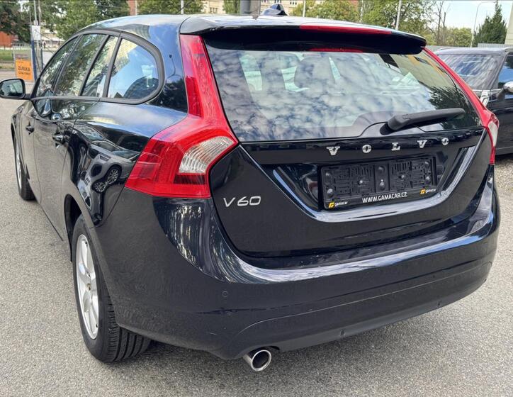 Volvo V60 6