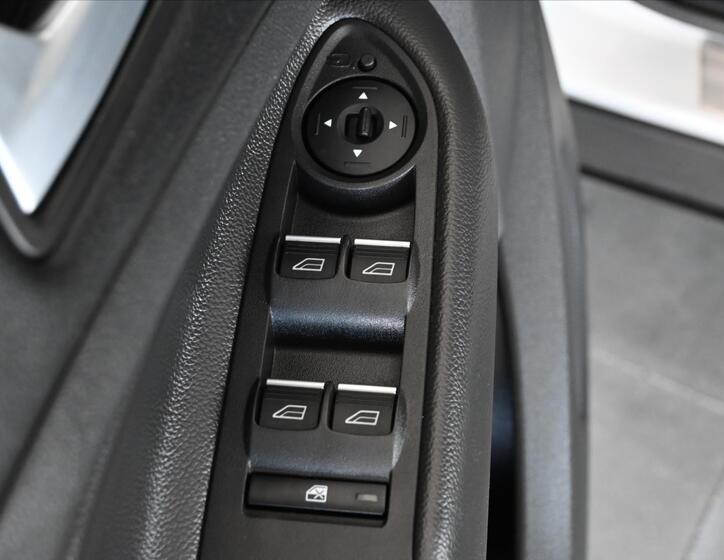 Ford Kuga 25