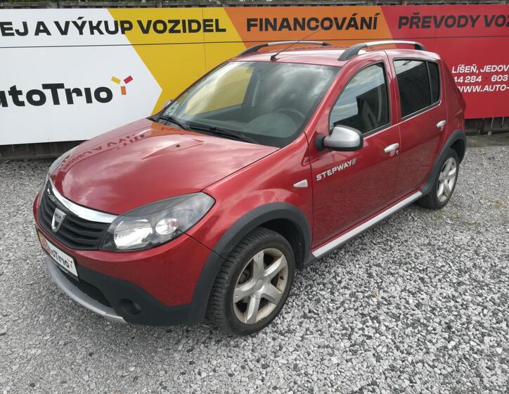 Dacia Sandero 1