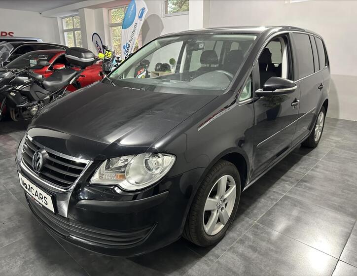 Volkswagen Touran 3
