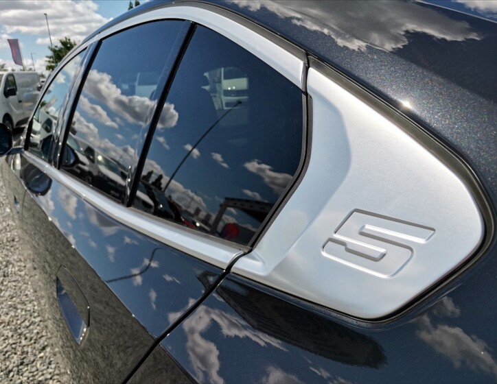 BMW Řada 5 32