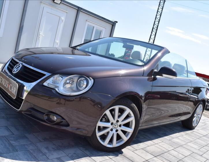 Volkswagen EOS 1