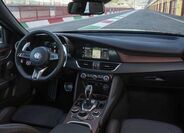 Alfa Romeo Giulia 9