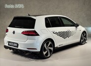 Volkswagen Golf 10