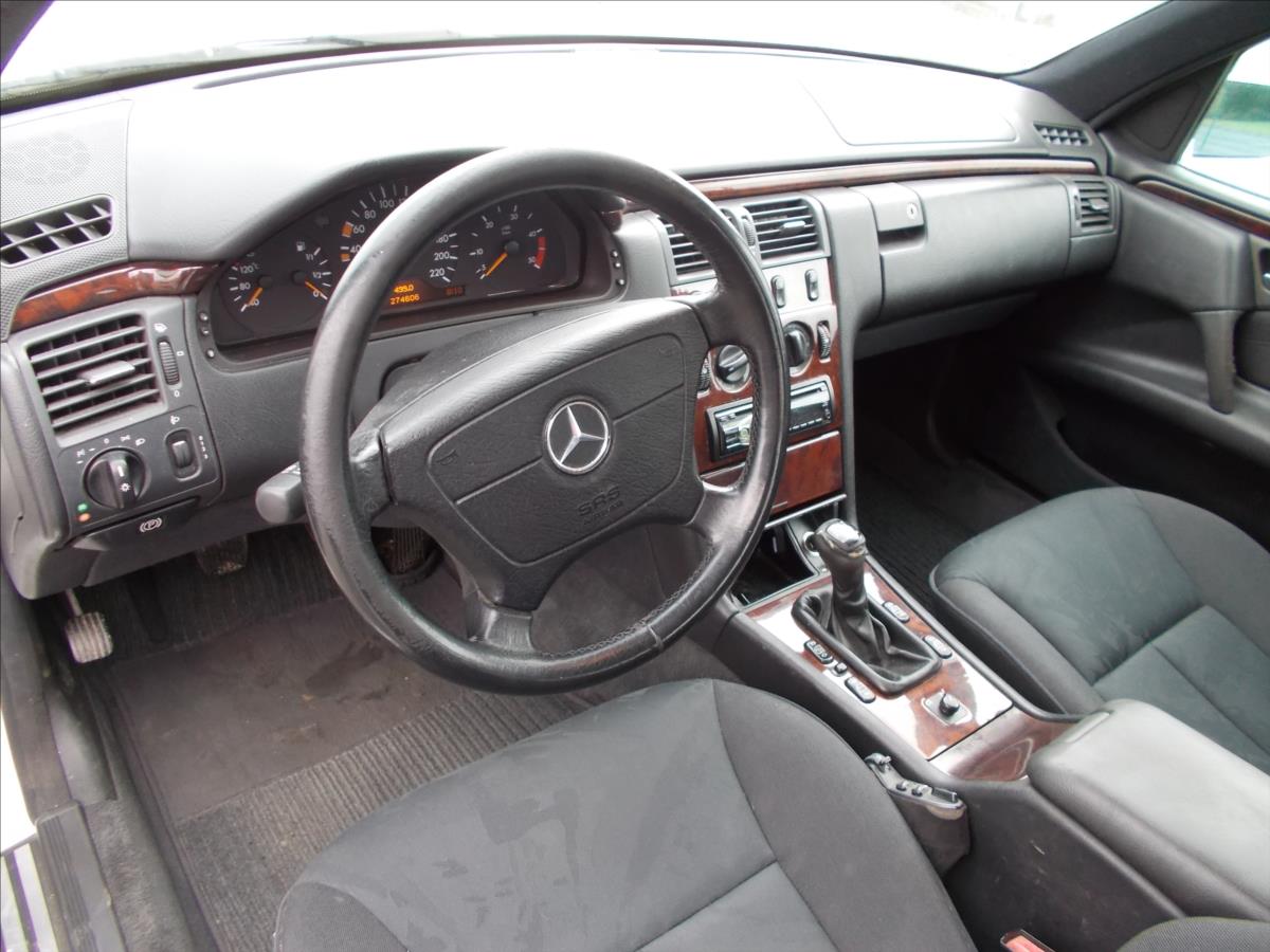Mercedes-Benz Třídy E
