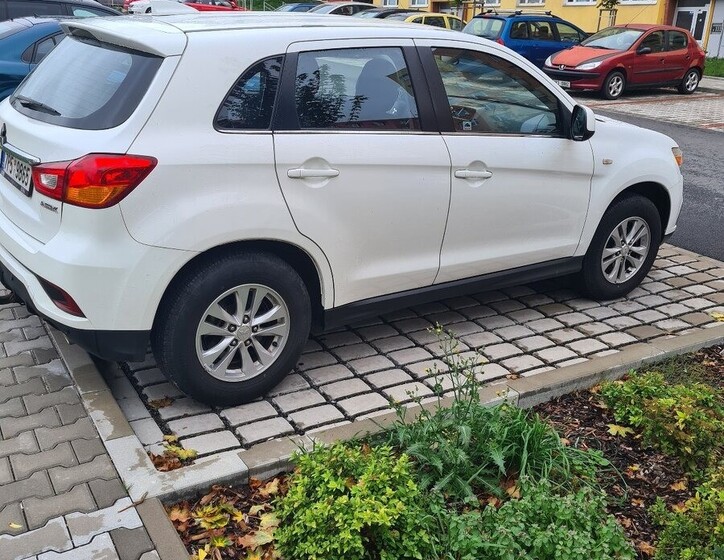 Mitsubishi ASX 7