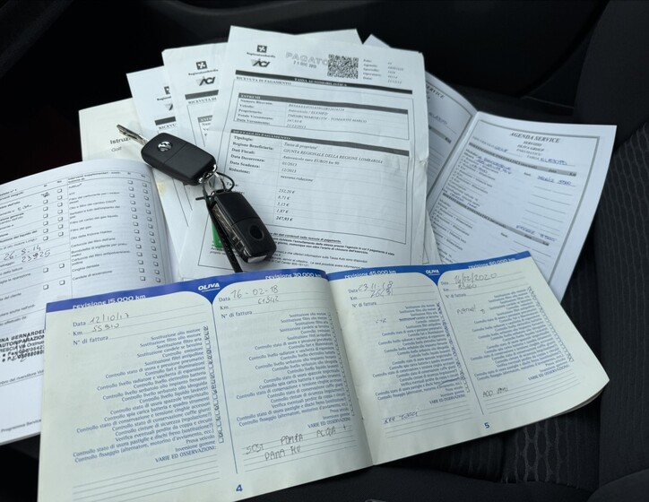 Volkswagen Golf 20