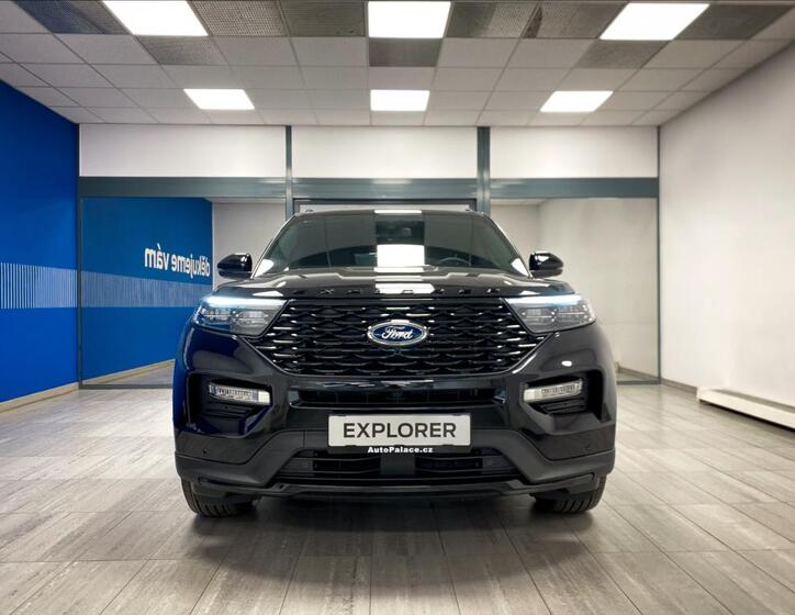 Ford Explorer 2