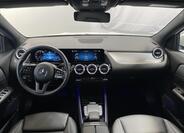Mercedes-Benz GLA 13