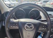 Mazda 3 8