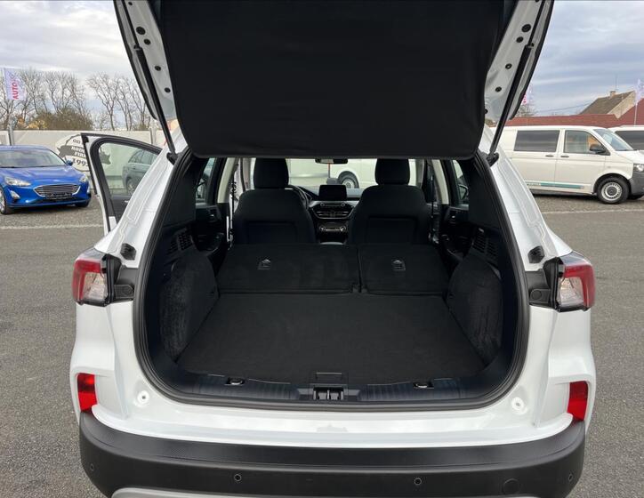 Ford Kuga 38