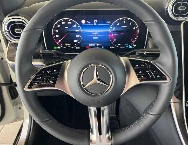 Mercedes-Benz GLC 13