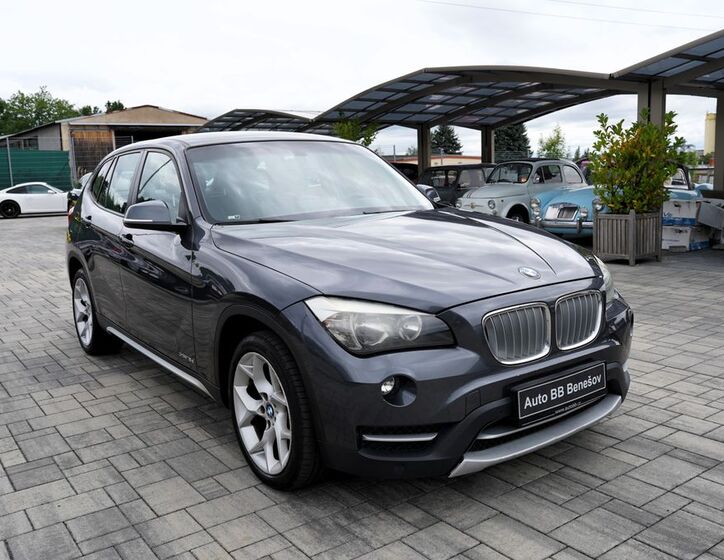 BMW X1 8