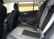 Subaru Outback 8