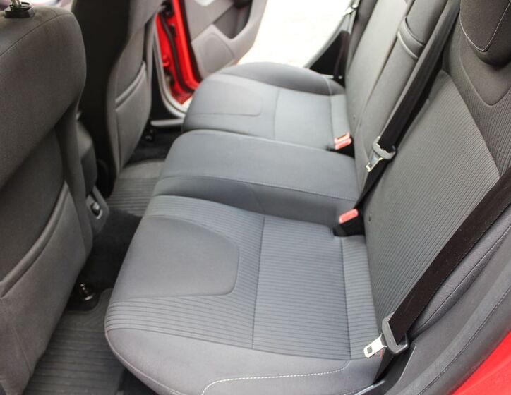 Ford Focus 24