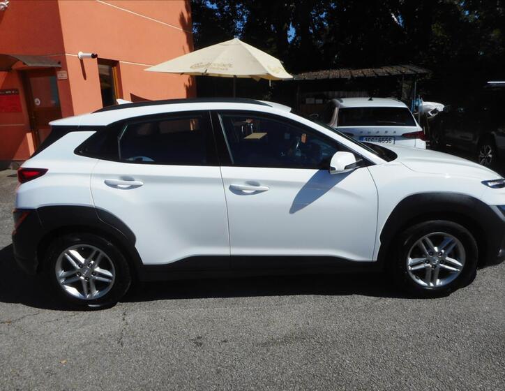 Hyundai Kona 4