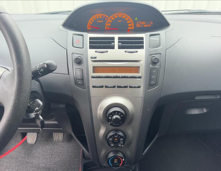 Toyota Yaris 34