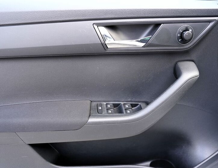 Škoda Fabia 16