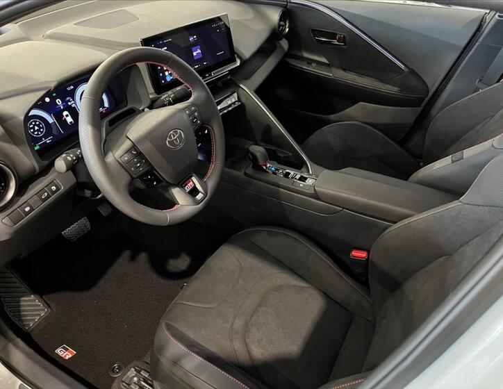 Toyota C-HR 9