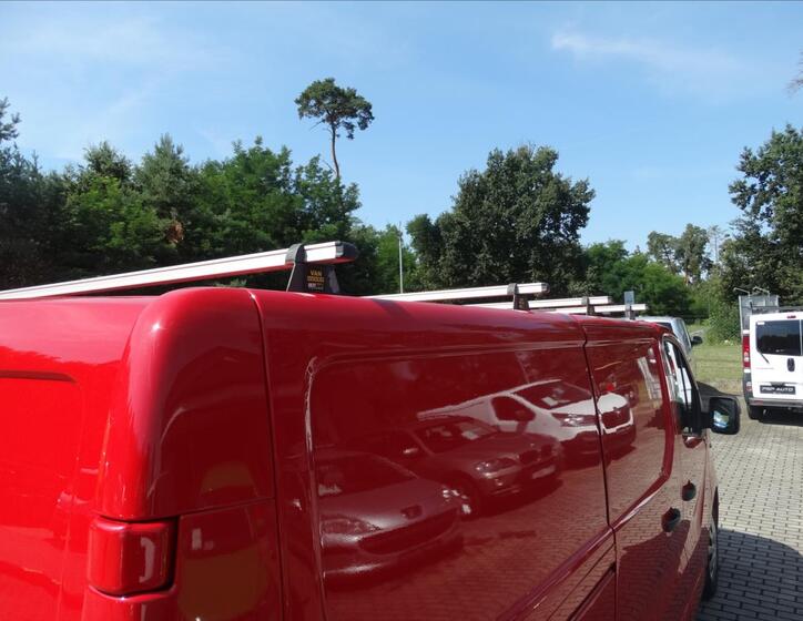 Opel Vivaro 40