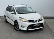 Toyota Verso 3