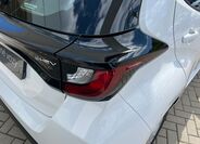 Toyota Yaris 11
