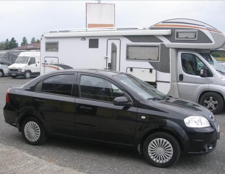 Chevrolet Aveo 4