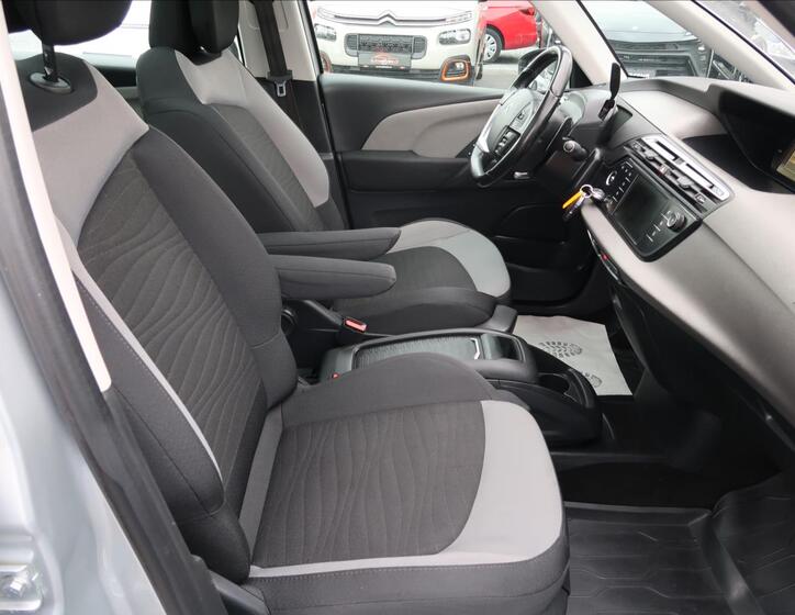 Citroën C4 Picasso 13